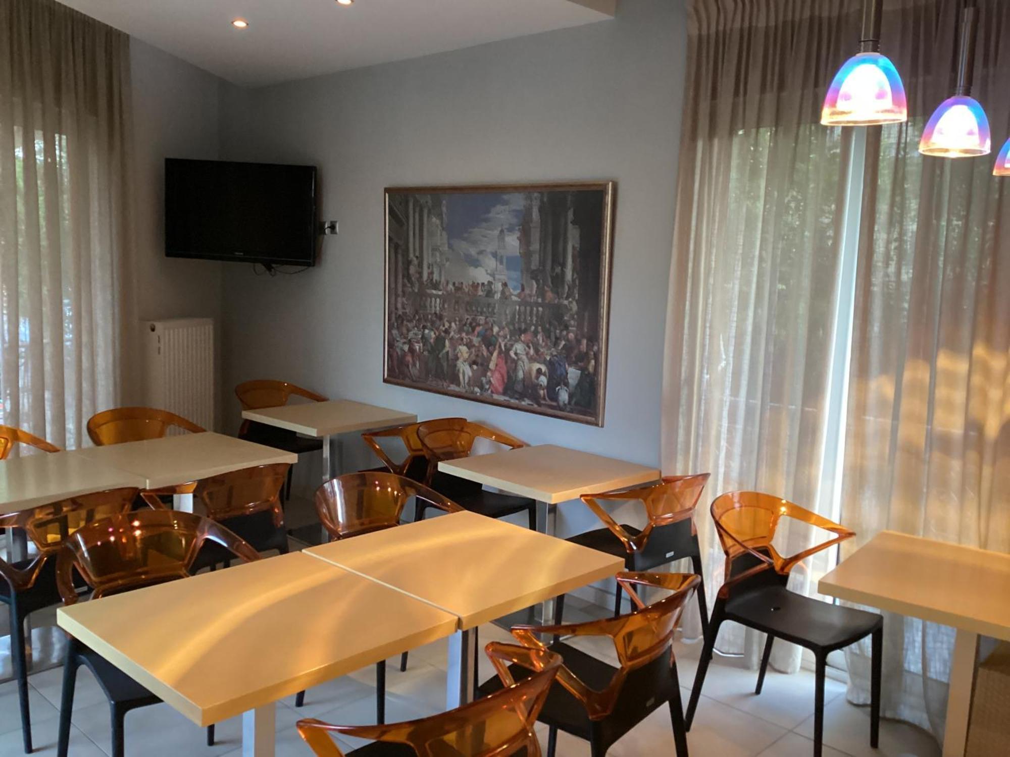 Alexandros Aparthotel Kaména Voúrla Eksteriør bilde