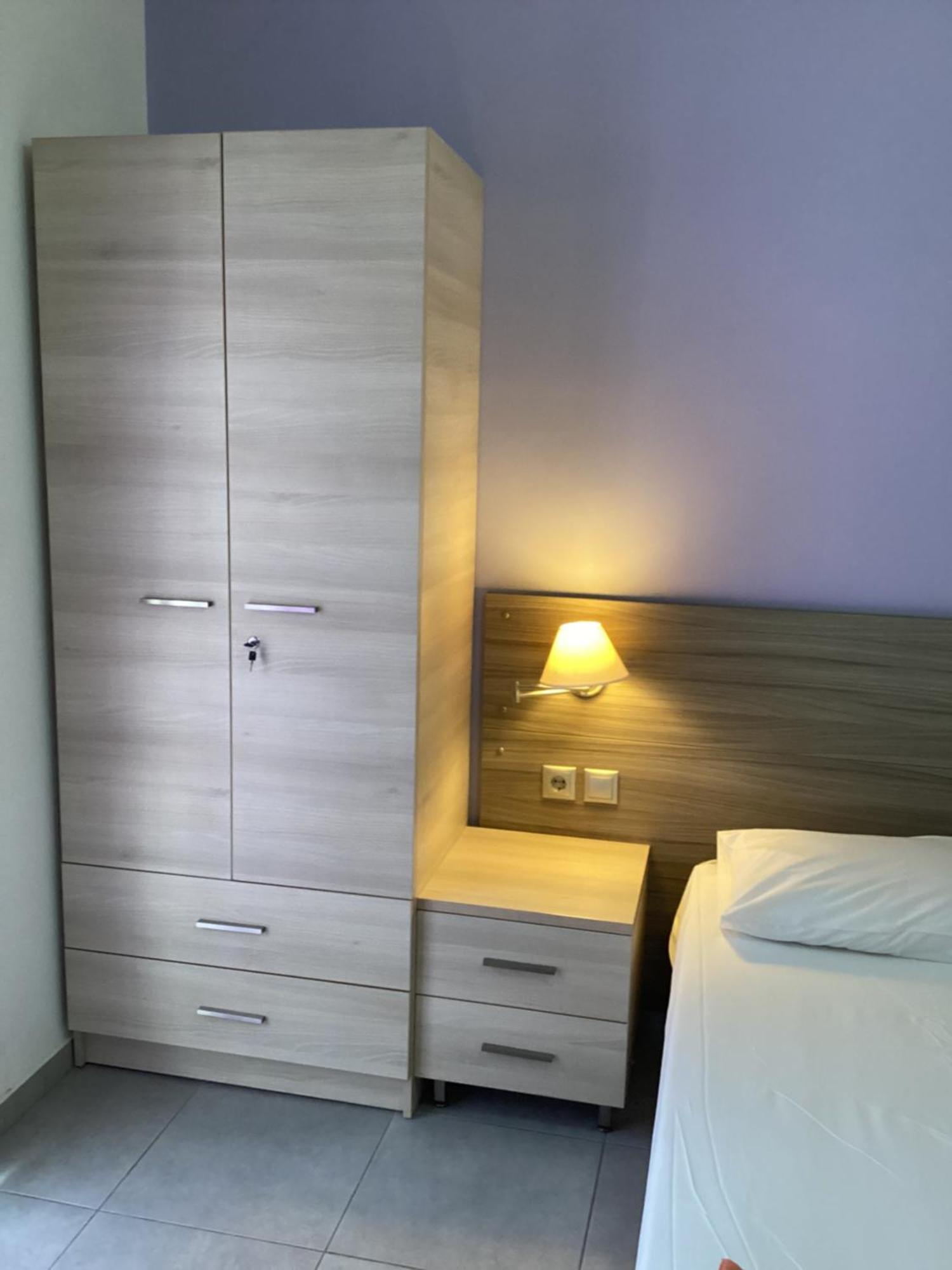 Alexandros Aparthotel Kaména Voúrla Eksteriør bilde