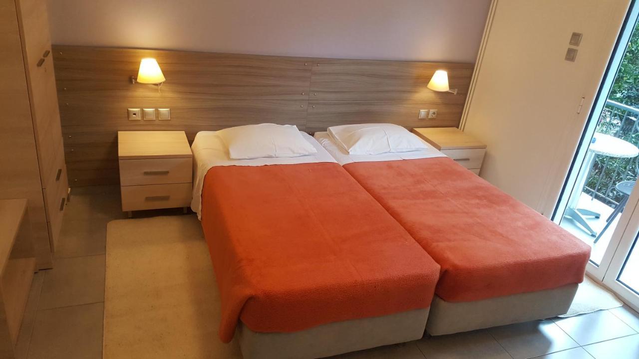 Alexandros Aparthotel Kaména Voúrla Eksteriør bilde